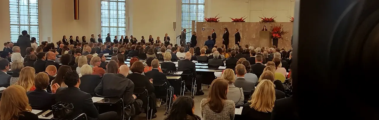 Livestreaming einer Trauerfeier Livestreaming einer Trauerfeier
